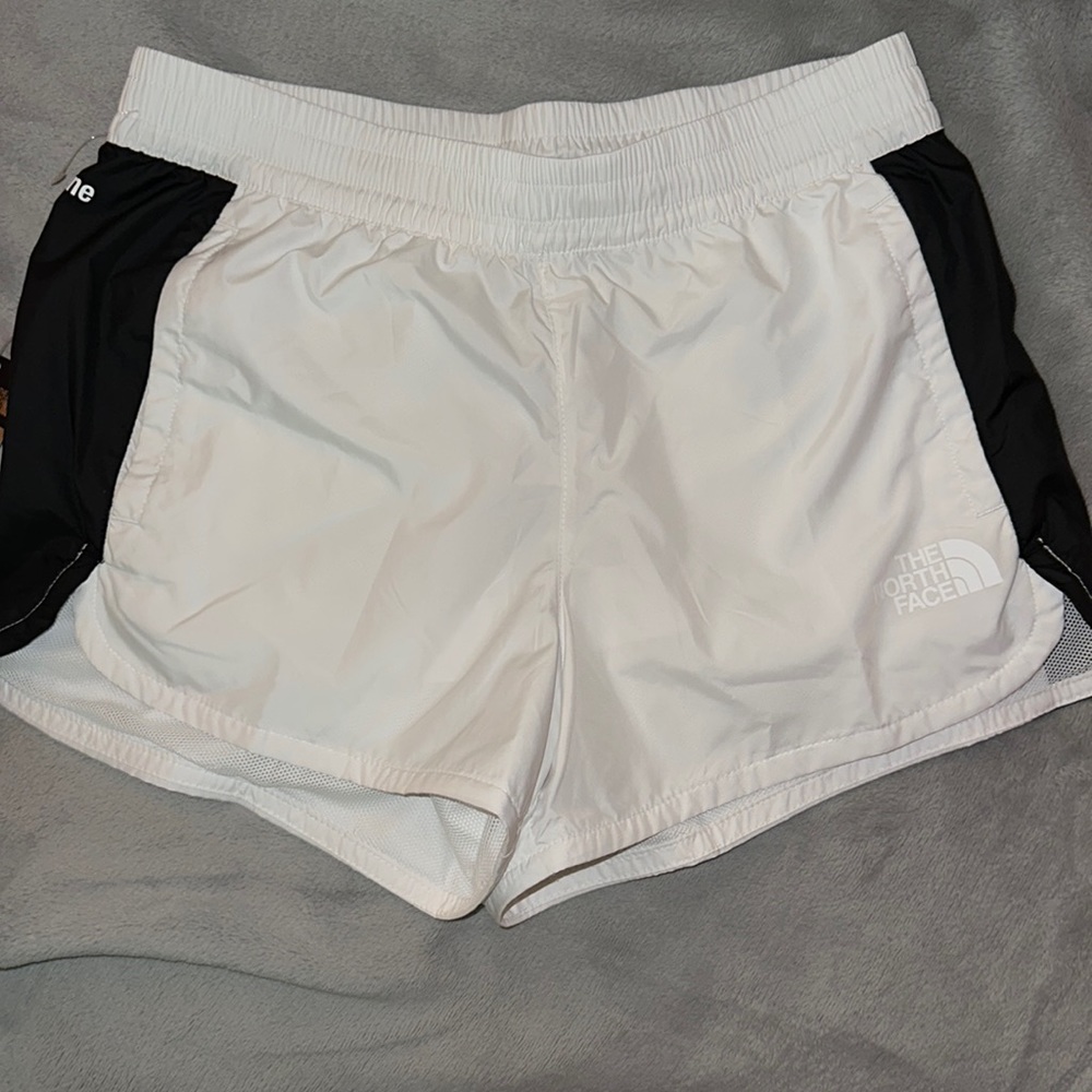 Hydrnlne short by Nike
Active wear - Picture 3 of 5